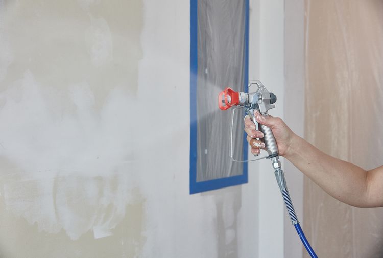 How to Pick Out a Paint Sprayer