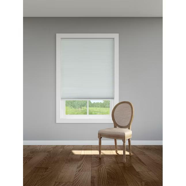 LEVOLOR 24-in x 72-in Snow Light Filtering Cordless Cellular Shade