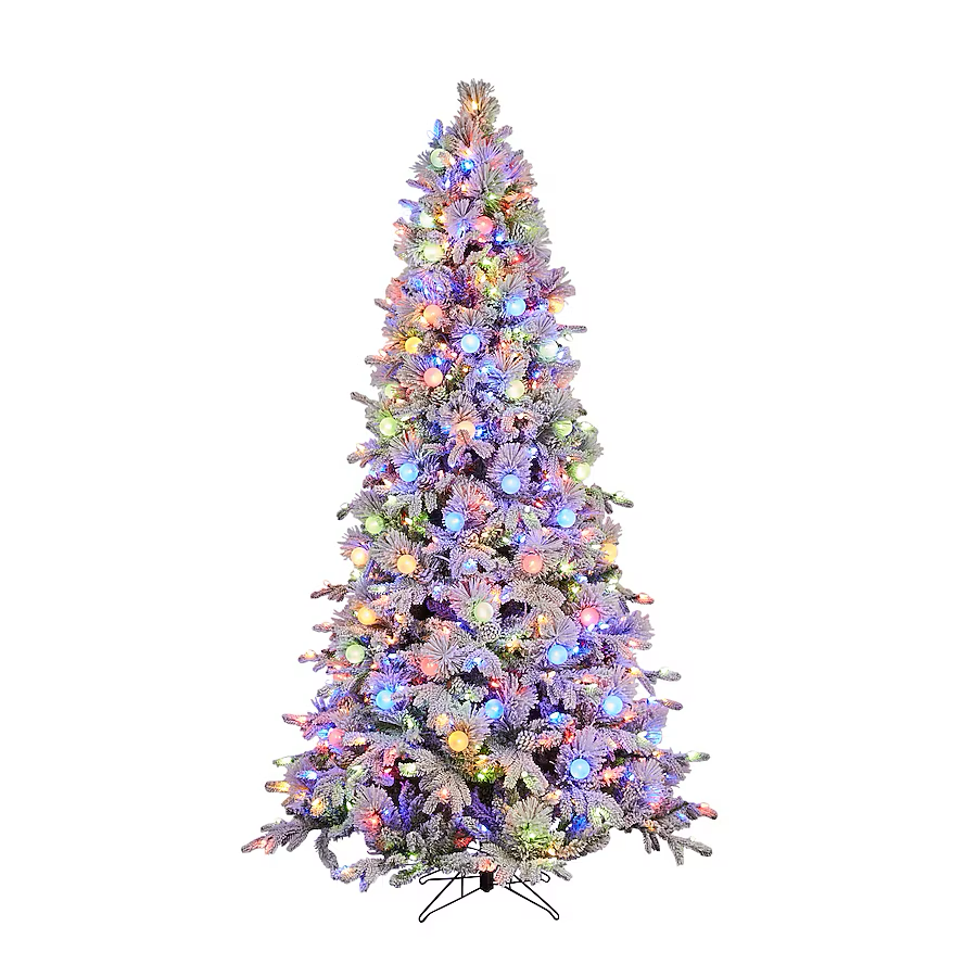 Árbol de Navidad artificial de pino con velas flocadas de 7,5 pies con iluminación LED preiluminada de GE