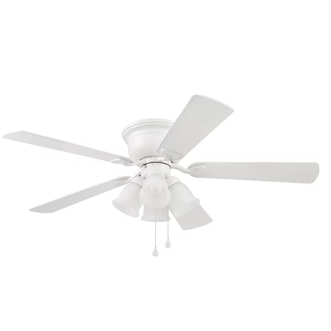 Harbor Breeze Centreville 52-in White Indoor Flush Mount Ceiling Fan with Light (5-Blade)