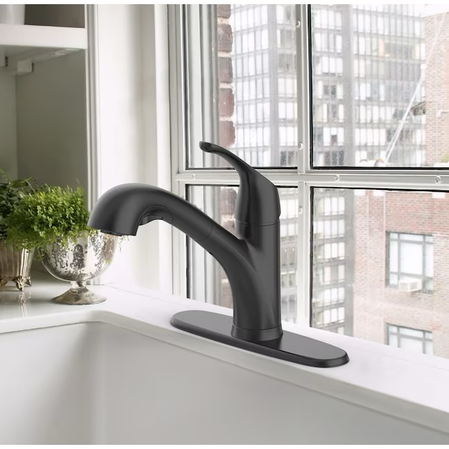 Project Source EVERFIELD Matte Black Single Handle Pull-out Kitchen Faucet with Sprayer (Deck Plate Included)
