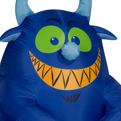 Monstruo inflable de caramelo azul con luces LED de 4,5 pies de Haunted Living