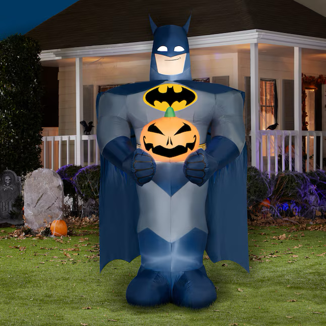 Batman inflable con calabaza y luces LED de 9 pies de Warner Brothers