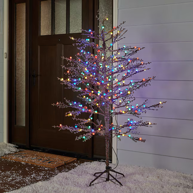 Árbol de Navidad artificial con luces LED preiluminadas en color marrón Winterberry de GE de 5 pies 