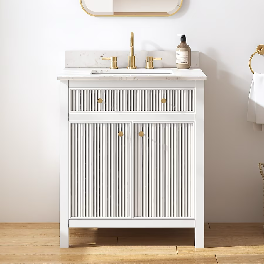 Mueble de baño con lavabo individual bajo encimera blanco Sandbanks de 30 pulgadas de Allen + Roth con cubierta de piedra artificial blanca