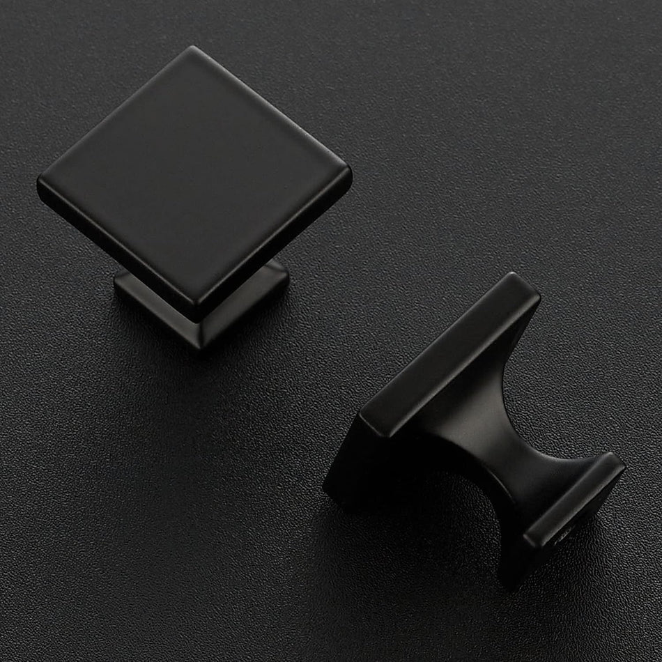 SABER SELECT  Matte Black Squared Cabinet Knobs (5-Pack)