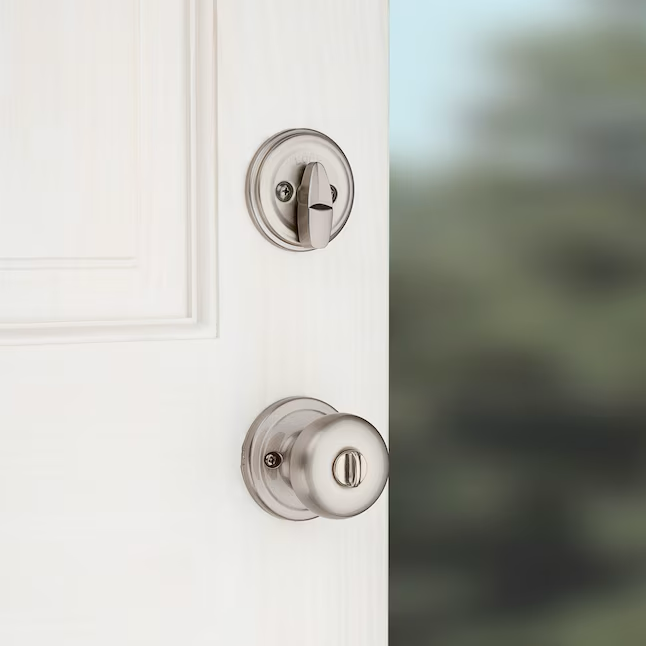 Kwikset Signature Series Montara Satin Nickel Single-Cylinder Deadbolt Keyed Entry Door Handleset Knob Smartkey