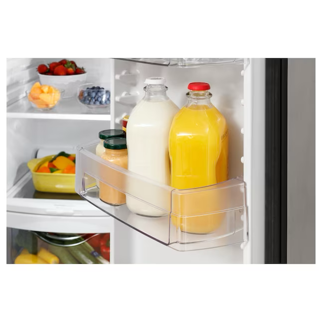 Refrigerador de dos puertas verticales GE de 25.3 pies cúbicos con máquina de hielo, dispensador de agua y hielo (acero inoxidable)