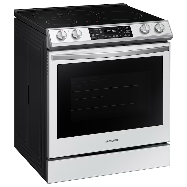 Samsung Bespoke Rapid Heat Induction 30 pulgadas 4 quemadores 6.3 pies cúbicos Auto y limpieza a vapor Horno de convección para freír con aire Estufa de inducción inteligente deslizable (vidrio blanco)