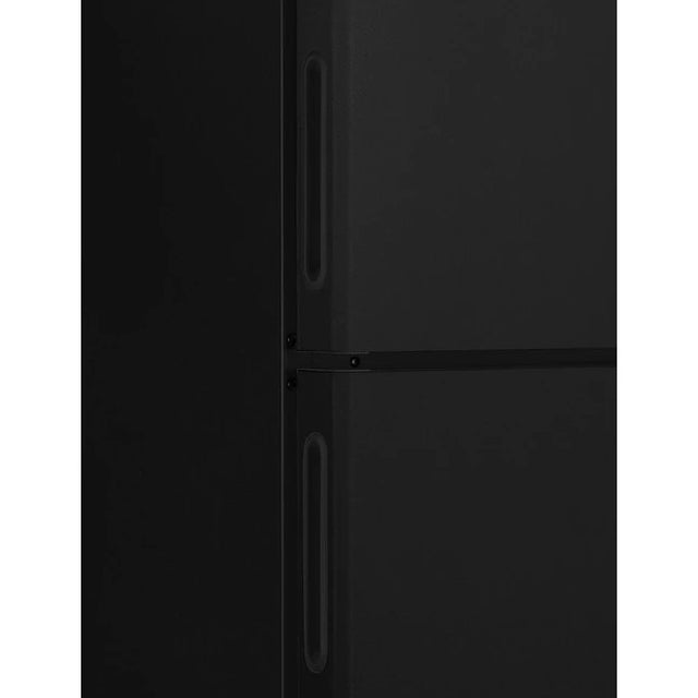 Hotpoint 15.6-cu ft Top-Freezer Refrigerator (Black)