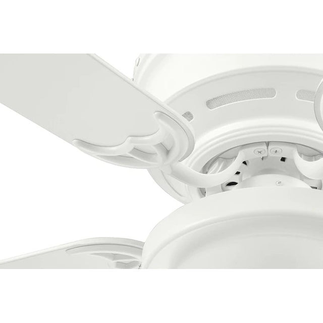 Harbor Breeze Armitage 52-in White LED Indoor Flush Mount Ceiling Fan with Light (5-Blade)