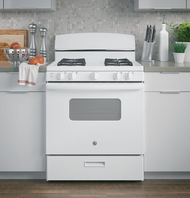 GE  30" 4-Burners 4.8-cu ft Gas Range (White)